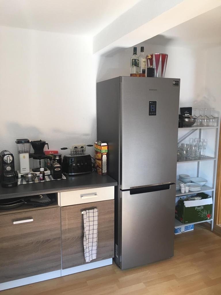 H10-09 Küche1