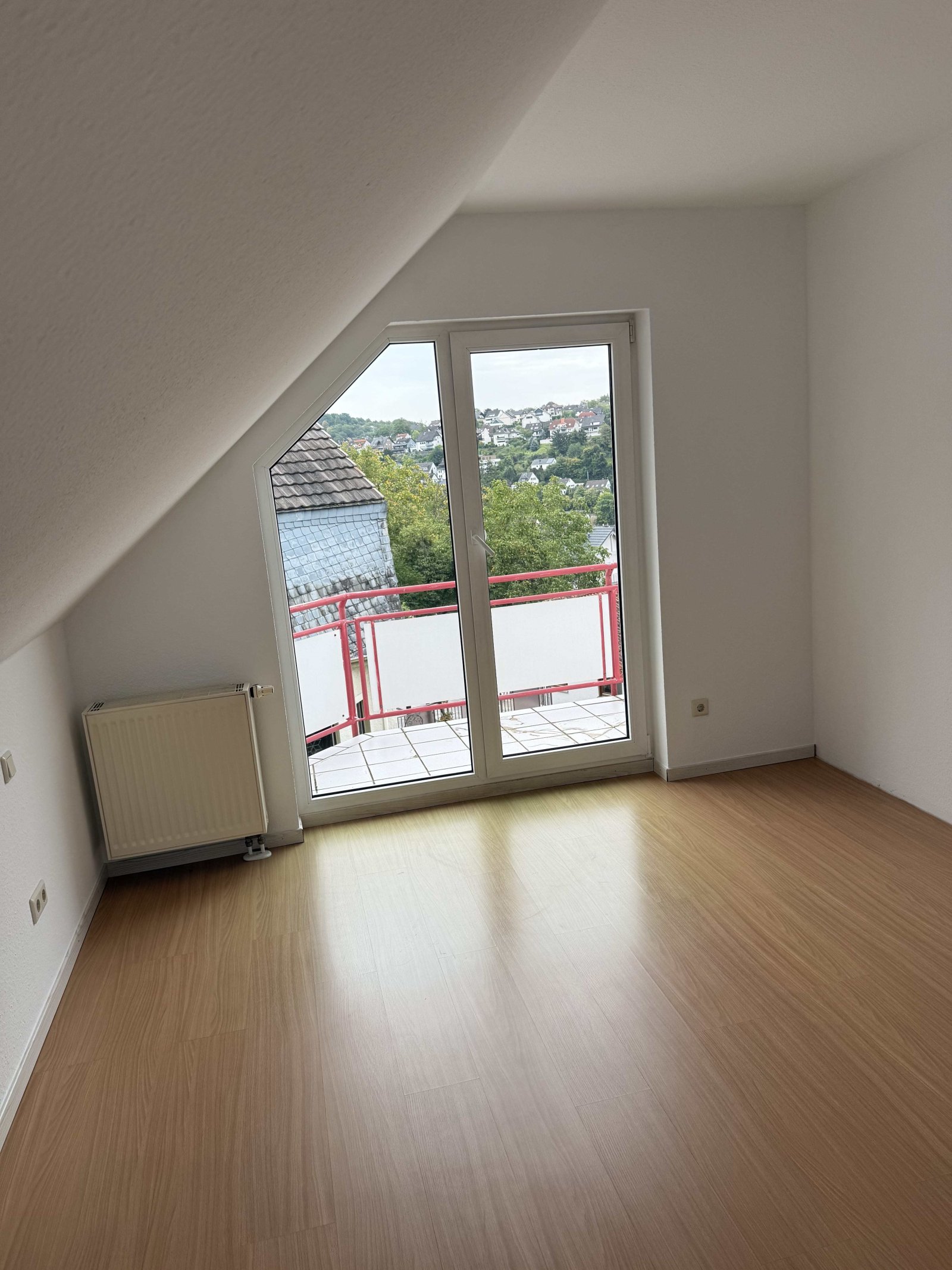 Schlafzimmer-min